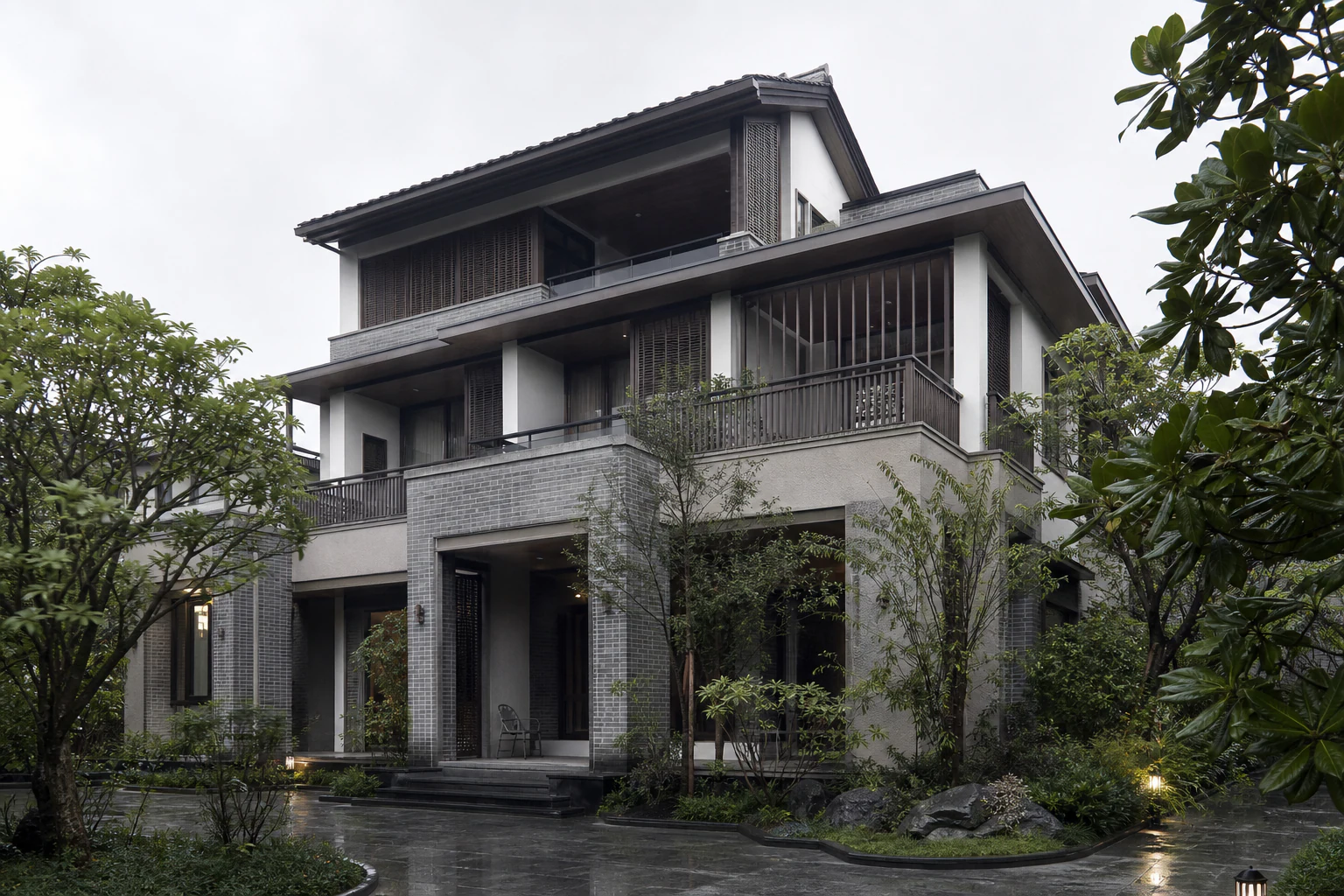 深簷雨院